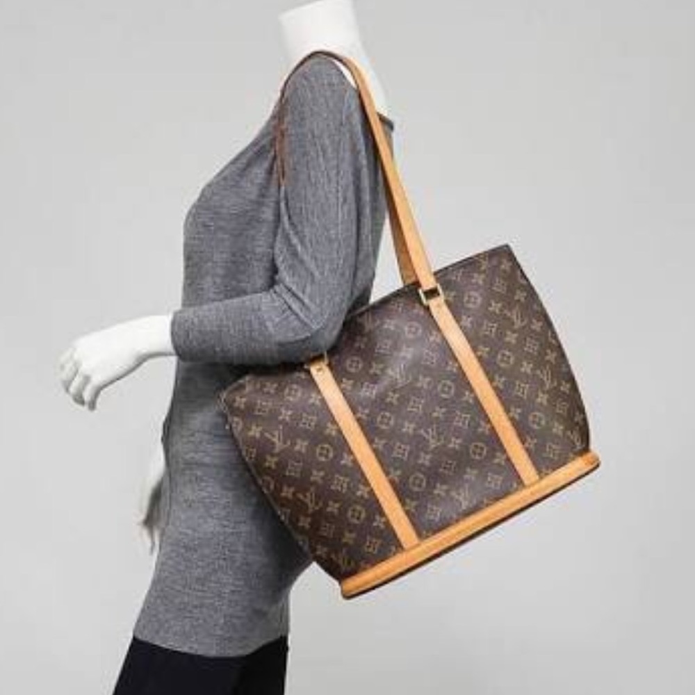 🎉SALE🎉💯Authentic Babylon GM tote cabas